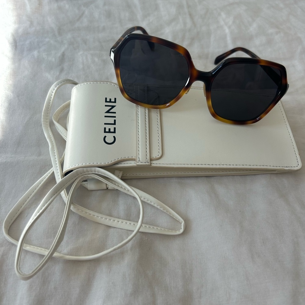 Celine oversized sunglasses in tortoise shell CL40230F
